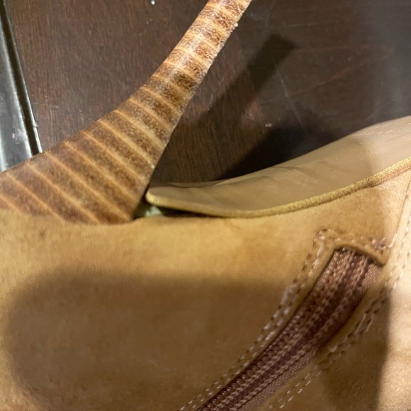 Colin Stuart studded suede boot - Picture 12 of 12